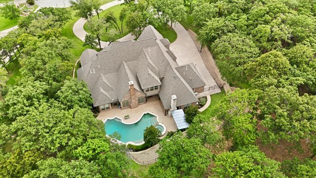 686 Knob Hill Court, Argyle, TX 76226