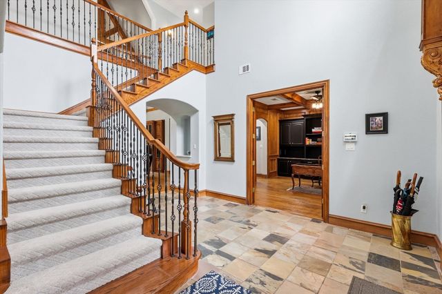 686 Knob Hill Court, Argyle, TX 76226