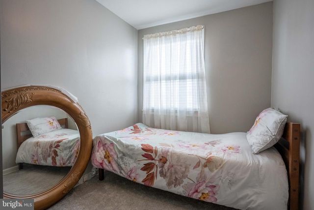 7931 LEONARD ST, Philadelphia, PA 19152