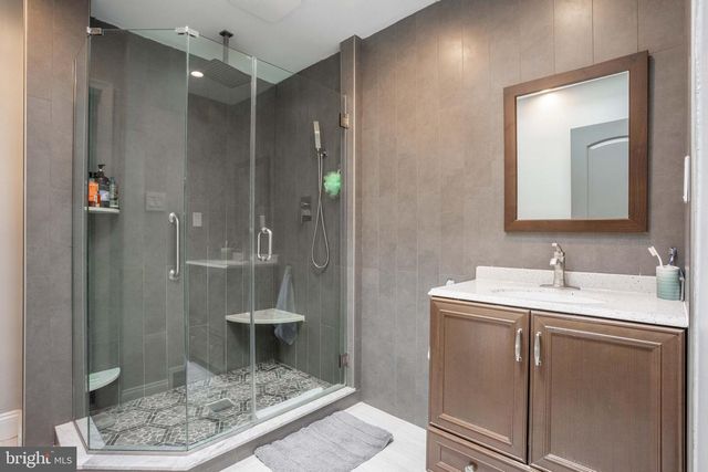 7931 LEONARD ST, Philadelphia, PA 19152