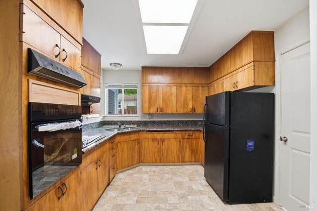 2408 Alameda St, Vallejo, CA 94590