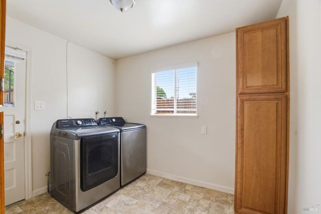 2408 Alameda St, Vallejo, CA 94590