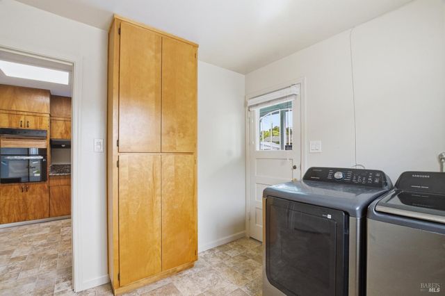 2408 Alameda St, Vallejo, CA 94590