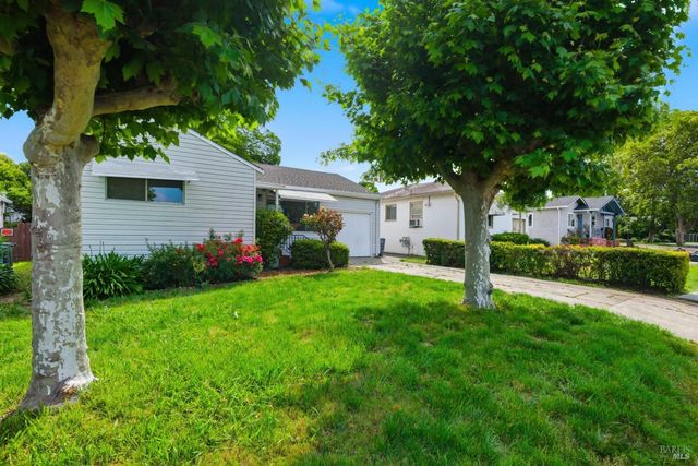 2408 Alameda St, Vallejo, CA 94590