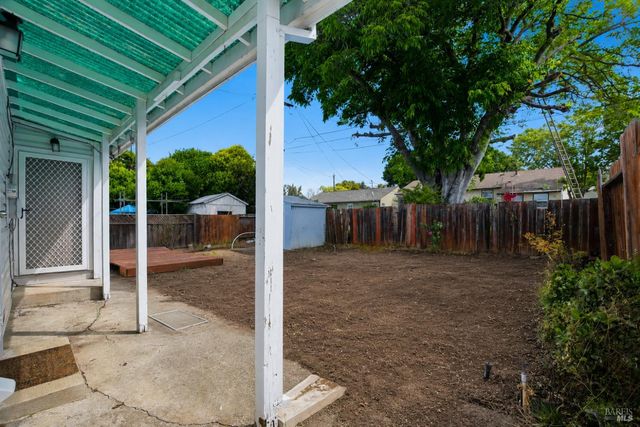 2408 Alameda St, Vallejo, CA 94590