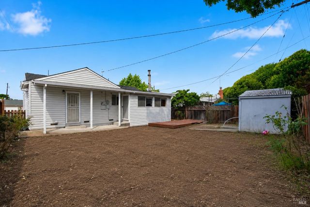 2408 Alameda St, Vallejo, CA 94590