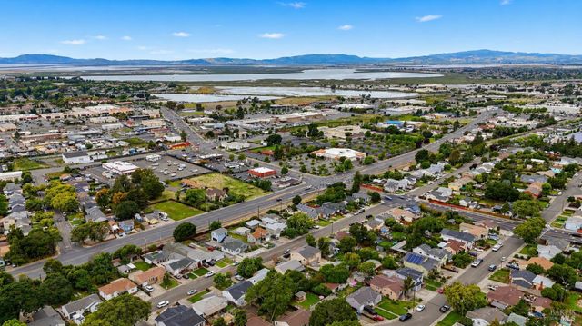2408 Alameda St, Vallejo, CA 94590