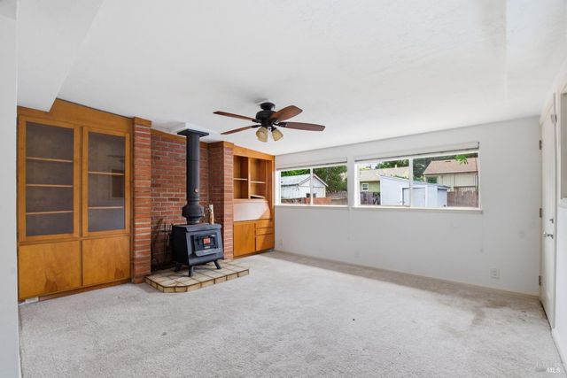 2408 Alameda St, Vallejo, CA 94590