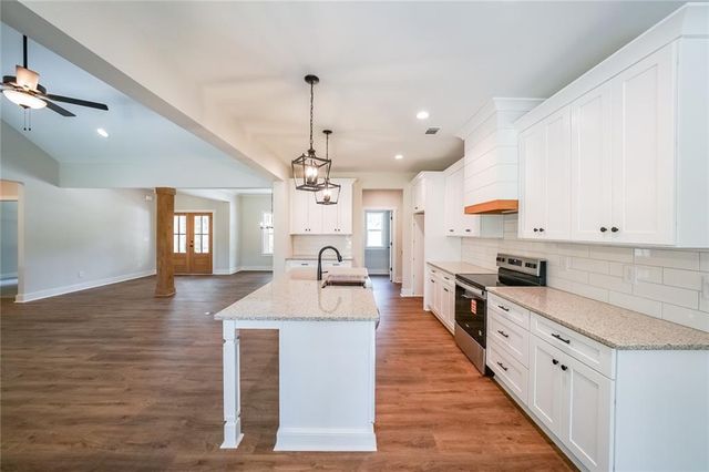 181 Lexie Ct, Rockmart, GA 30153