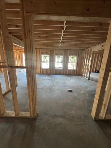 181 Lexie Ct, Rockmart, GA 30153