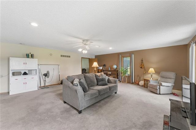 26966 Willow Drive, Paola, KS 66071