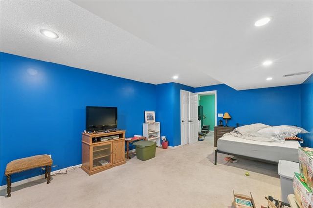 26966 Willow Drive, Paola, KS 66071