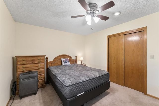 26966 Willow Drive, Paola, KS 66071