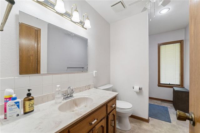 26966 Willow Drive, Paola, KS 66071