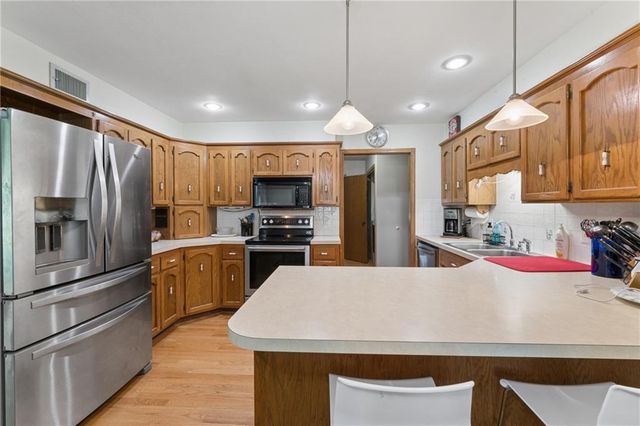 26966 Willow Drive, Paola, KS 66071