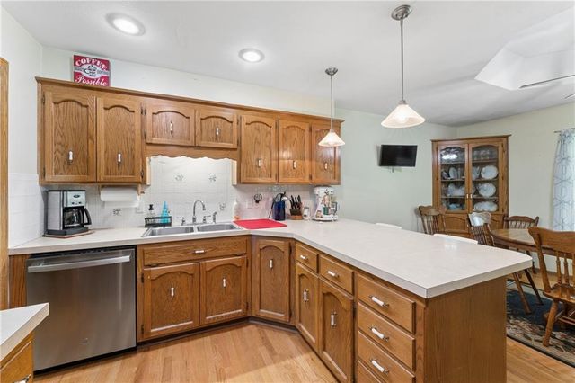 26966 Willow Drive, Paola, KS 66071