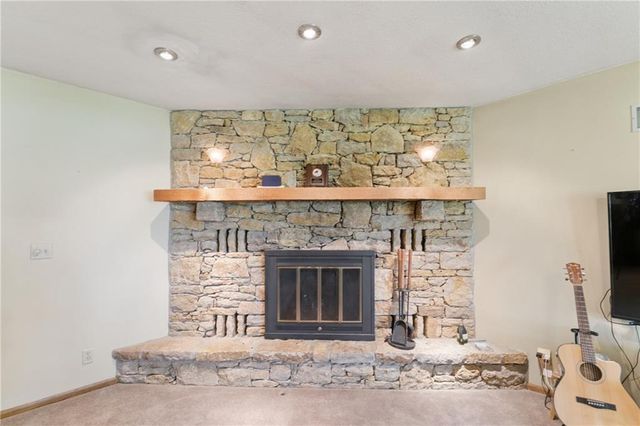 26966 Willow Drive, Paola, KS 66071