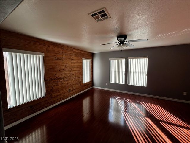 6593 Pacific Screech Place, North Las Vegas, NV 89084