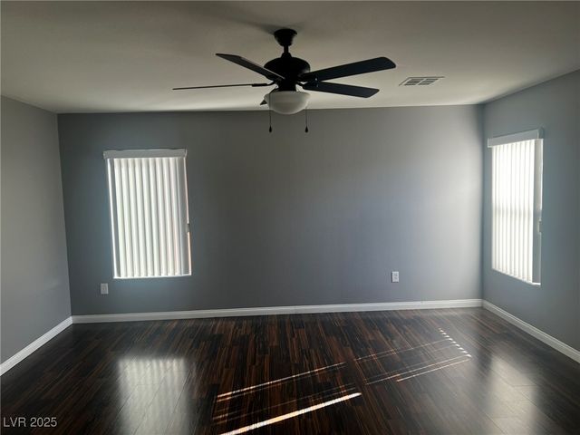 6593 Pacific Screech Place, North Las Vegas, NV 89084