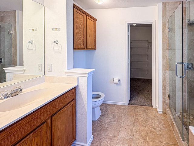 11704 Paul E Anderson DR, Austin, TX 78748