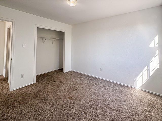 11704 Paul E Anderson DR, Austin, TX 78748