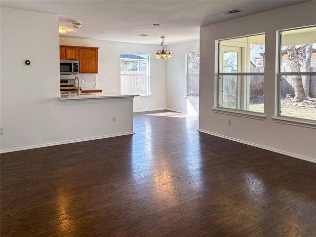 11704 Paul E Anderson DR, Austin, TX 78748