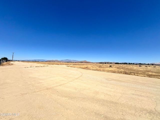 Astoria Ave Avenue, Rosamond, CA 93560