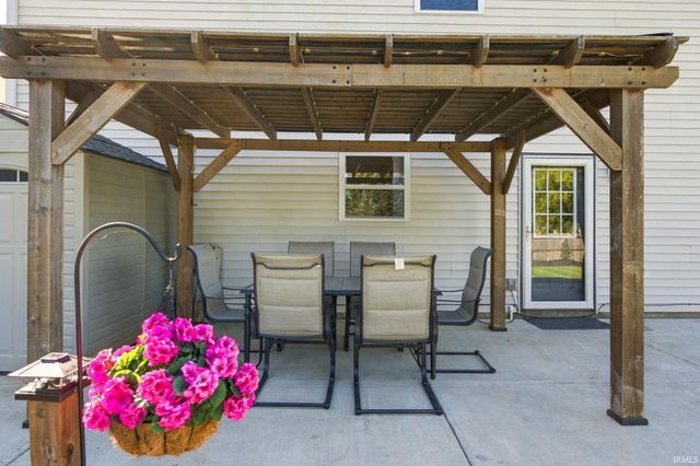 2990 Peebleshire Lane, Lafayette, IN 47909