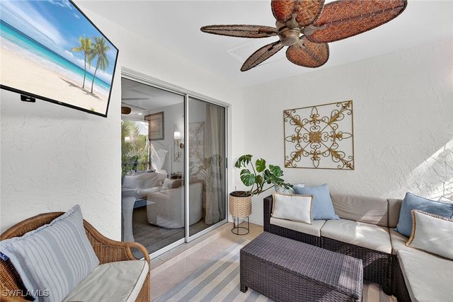 3136 Kings Lake BLVD 7546, Naples, FL 34112