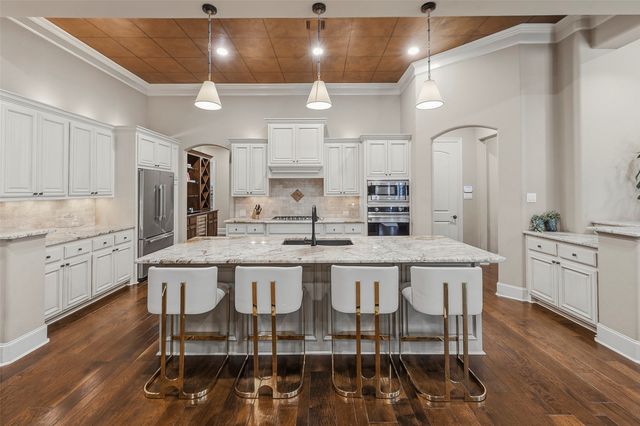 414 Wyndham Crest, Westworth Village, TX 76114