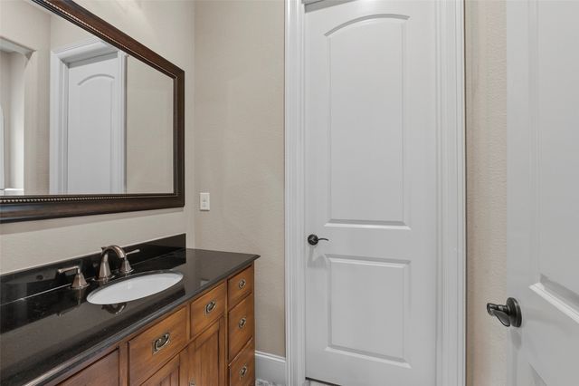 414 Wyndham Crest, Westworth Village, TX 76114