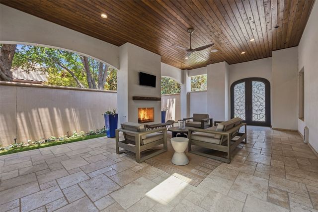 414 Wyndham Crest, Westworth Village, TX 76114