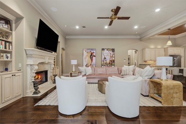 414 Wyndham Crest, Westworth Village, TX 76114