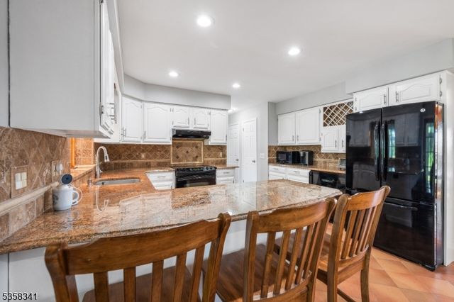 45 Wagner Lane, Hillsborough Twp., NJ 08844