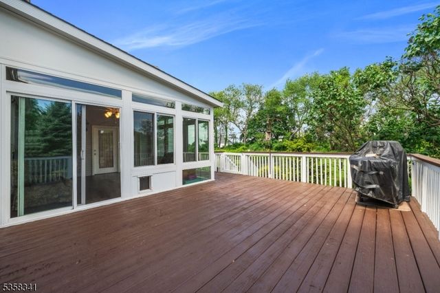 45 Wagner Lane, Hillsborough Twp., NJ 08844