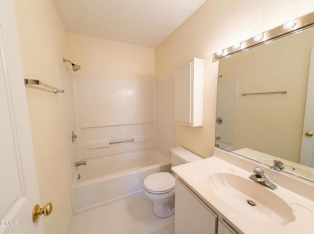 320 Summerwalk Circle, Chapel Hill, NC 27517