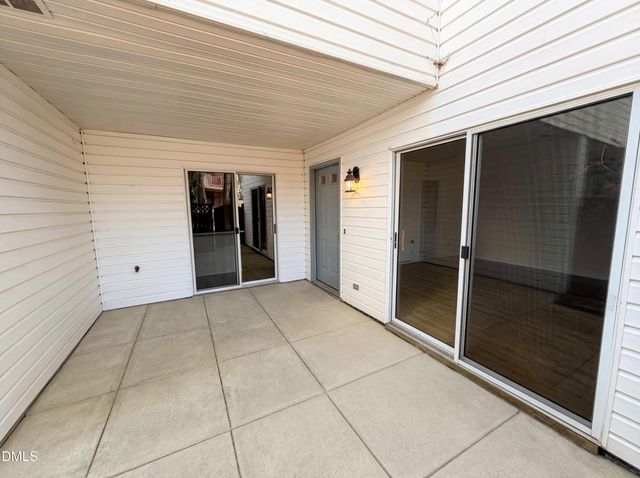 320 Summerwalk Circle, Chapel Hill, NC 27517