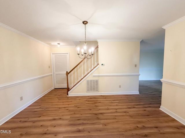 320 Summerwalk Circle, Chapel Hill, NC 27517