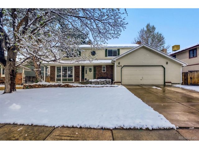 745 Dover St, Broomfield, CO 80020
