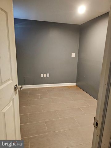 6453 FAIRBORN TER, Hyattsville, MD 20784