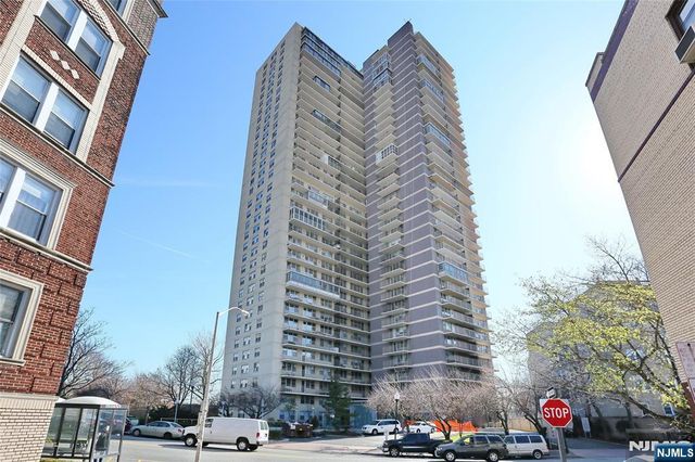 6040 Boulevard East 29N, West New York, NJ 07093