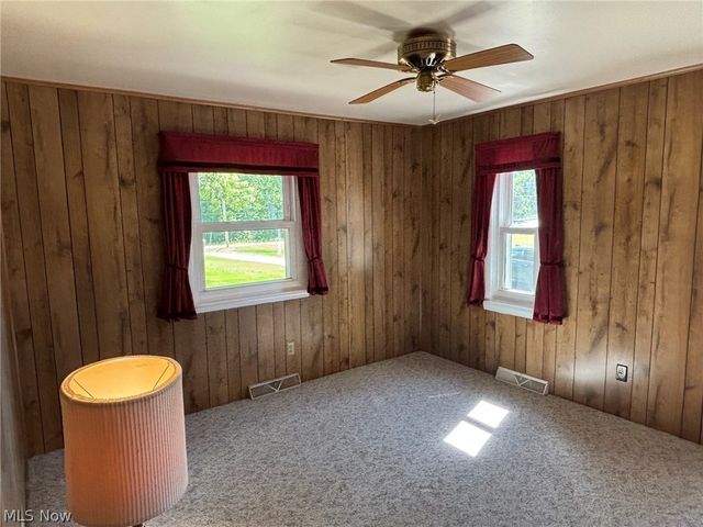 1961 Killian Road, Akron, OH 44312