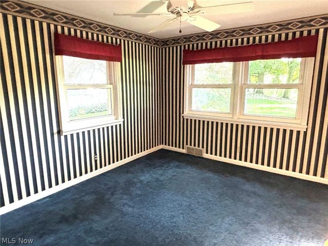 1961 Killian Road, Akron, OH 44312
