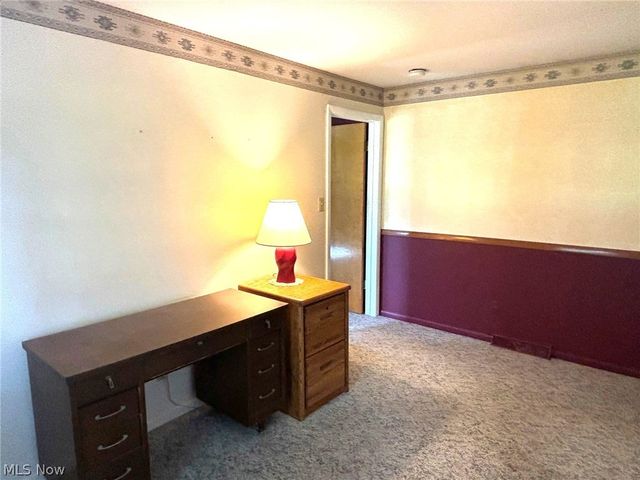 1961 Killian Road, Akron, OH 44312