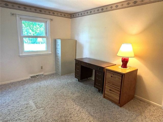 1961 Killian Road, Akron, OH 44312