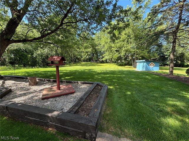 1961 Killian Road, Akron, OH 44312