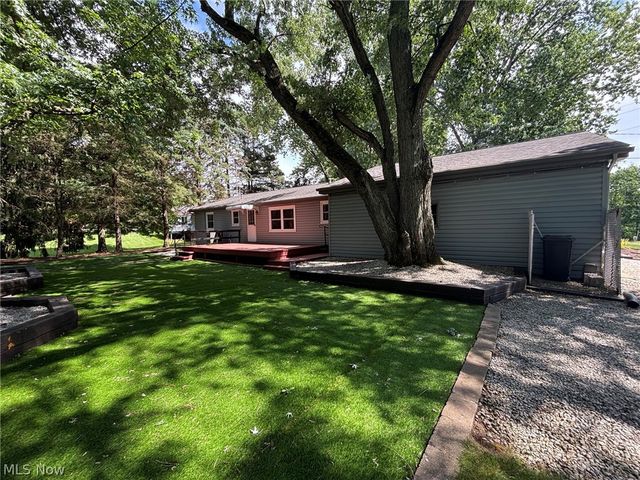 1961 Killian Road, Akron, OH 44312