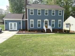 2501 Olde Whitehall Road, Charlotte, NC 28273