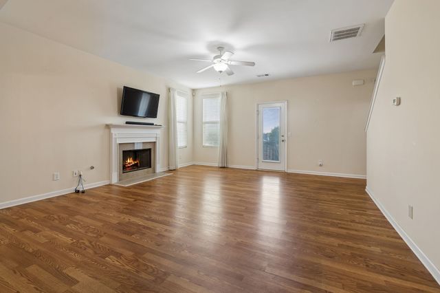 1075 Riverwood Village Blvd, Hermitage, TN 37076