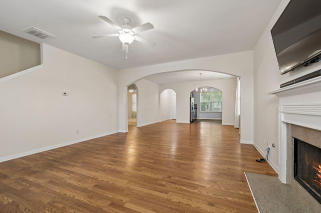 1075 Riverwood Village Blvd, Hermitage, TN 37076